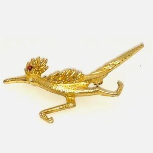 Road Runner 1960ish Brooch Gold-tone